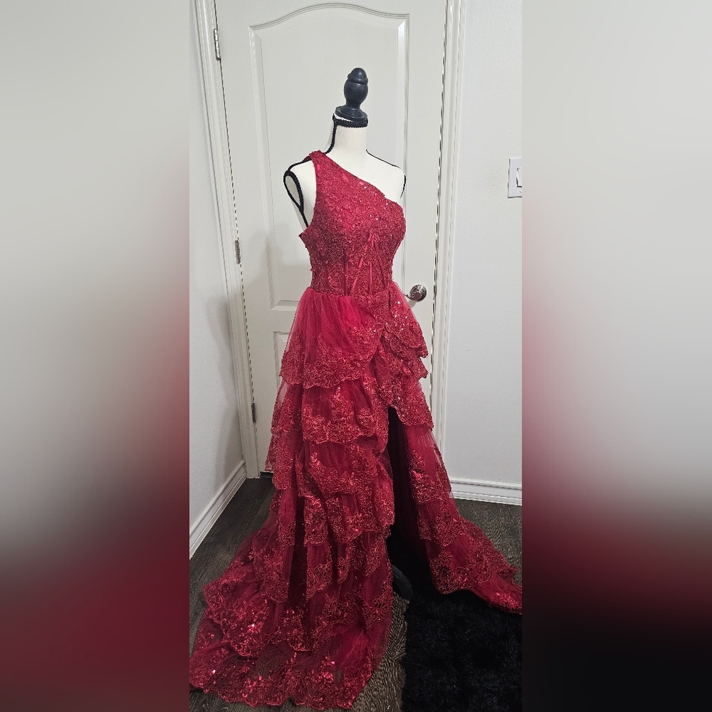 Elegant Burgundy Lace Gown